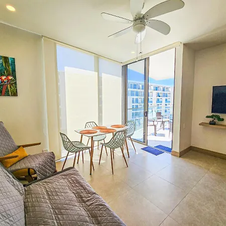 2 En Morros Zoe Frente Al Mar En Cartagena. Apartamento *